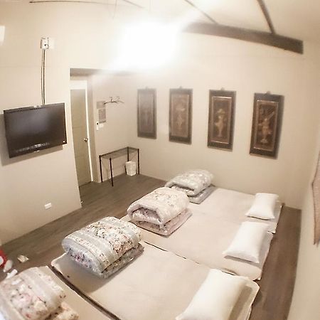 Feb Hostel Tainan Eksteriør bilde