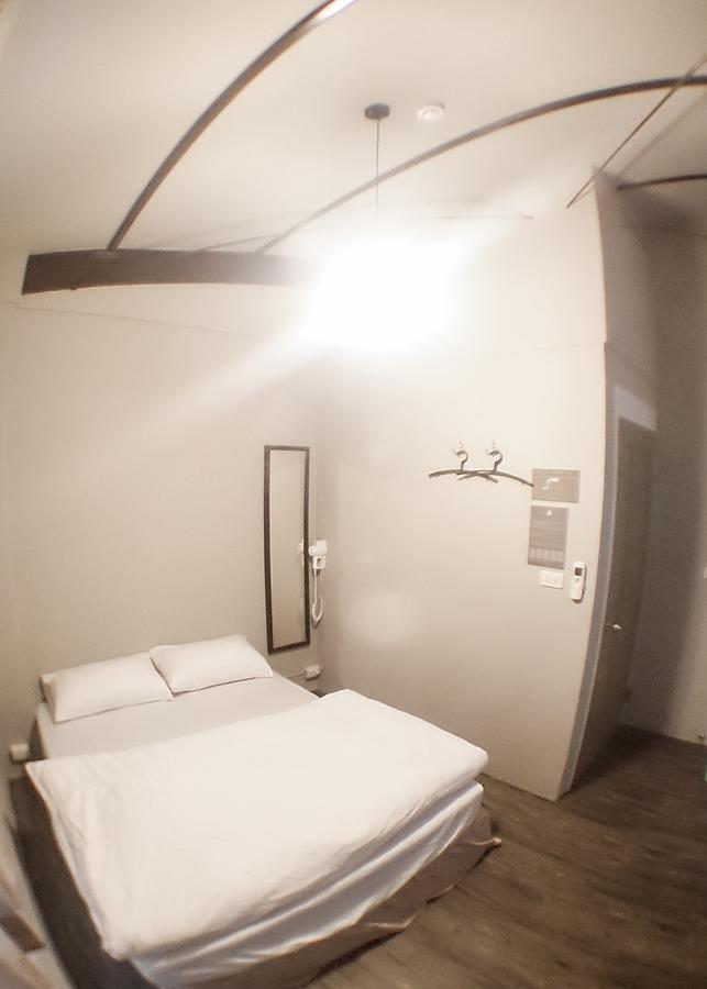 Feb Hostel Tainan Eksteriør bilde